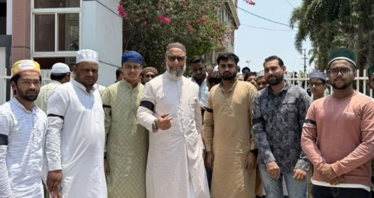asaduddin-owaisi-juma-namaz-calls-for-black-band-protest-pahalgam-attack
